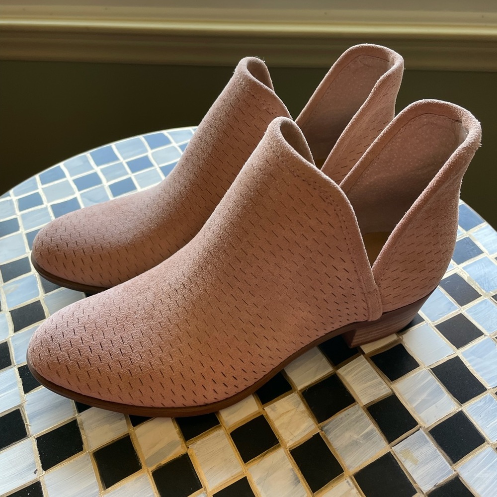 Lucky Brand suede leather ankle boot